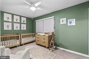 7201 Lake Cove Dr, Alexandria, VA 22315 - Photo 25