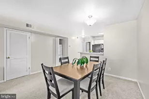5815 Orchard Hill Ct, Clifton, VA 20124 - Photo 5