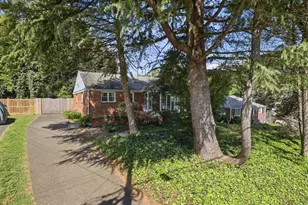 7247 Deborah Dr, Falls Church, VA 22046 - Photo 27