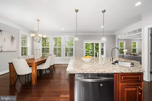 6198 Champion Oak Ct, Falls Church, VA 22044 - Photo 9