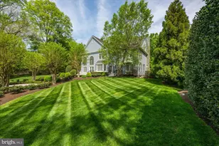 8405 Brookewood Ct, McLean, VA 22102 - Photo 15
