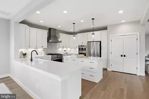 613 Upham Pl NW, Vienna, VA 22180 - Photo 21