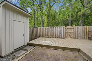 13300 Apgar Pl, Herndon, VA 20170 - Photo 23