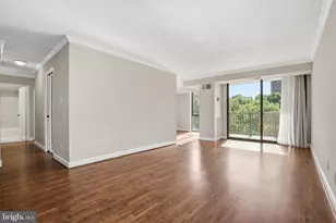 2300 Pimmit Dr, Falls Church, VA 22043 - Photo 9