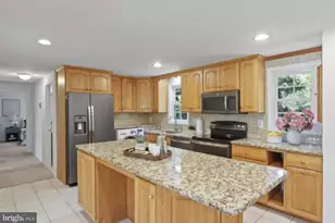 6224 Thornwood Dr, Alexandria, VA 22310 - Photo 9