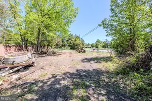 12224 Braddock Rd, Fairfax, VA 22030 - Photo 17
