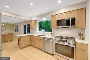 2006 Carriage Ct, Vienna, VA 22181 - Photo 21