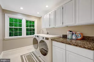 2006 Carriage Ct, Vienna, VA 22181 - Photo 41