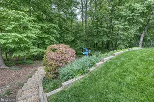 9430 Talisman Dr, Vienna, VA 22182 - Photo 59