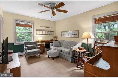 9119 McNair Drive, Alexandria, VA 22309 - Photo 17
