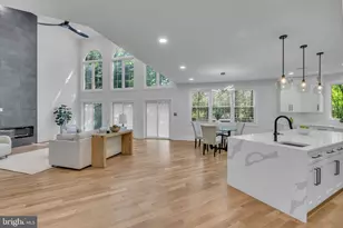 12111 Walnut Br Rd, Reston, VA 20194 - Photo 11
