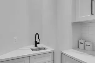 12111 Walnut Br Rd, Reston, VA 20194 - Photo 19