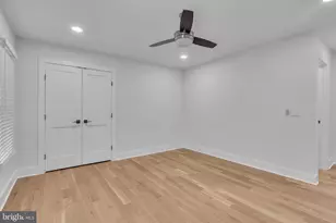 12111 Walnut Br Rd, Reston, VA 20194 - Photo 39
