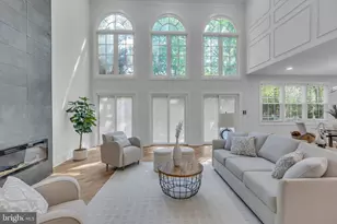 12111 Walnut Br Rd, Reston, VA 20194 - Photo 17