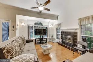 6147 Stonepath Cir, Centreville, VA 20120 - Photo 3