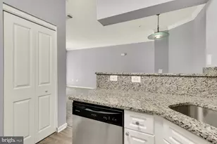 12909 Alton Square, Herndon, VA 20170 - Photo 11