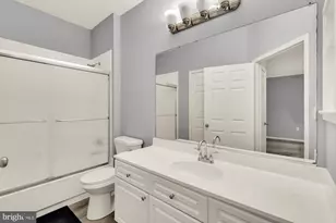12909 Alton Square, Herndon, VA 20170 - Photo 17