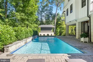 608 Walker Rd, Great Falls, VA 22066 - Photo 99
