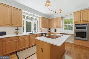 1605 Lupine Den Ct, Vienna, VA 22182 - Photo 11