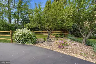1605 Lupine Den Ct, Vienna, VA 22182 - Photo 101