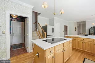 1605 Lupine Den Ct, Vienna, VA 22182 - Photo 7