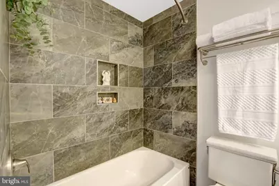 7558 Wood Mist Lane, Falls Church, VA 22043 - Photo 11