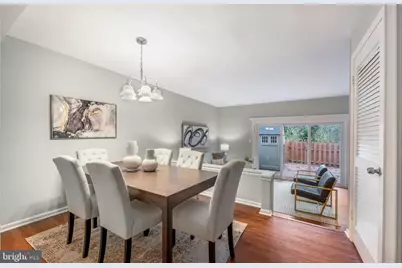5822 Burke Manor Court, Burke, VA 22015 - Photo 3