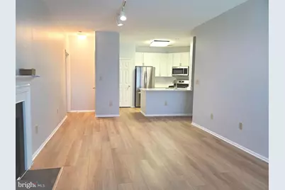 6005 Rosebud Lane #301, Centreville, VA 20121 - Photo 9