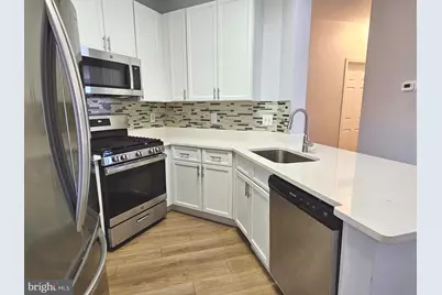 6005 Rosebud Lane #301, Centreville, VA 20121 - Photo 3