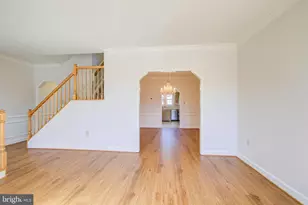 5946 Wescott Hills Way, Alexandria, VA 22315 - Photo 9