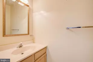 5946 Wescott Hills Way, Alexandria, VA 22315 - Photo 15