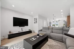 14435 Gln Mnr Dr, Chantilly, VA 20151 - Photo 7