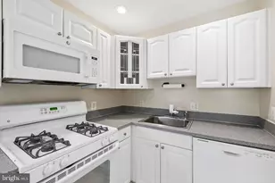 3115 Greenway Blvd, Falls Church, VA 22042 - Photo 11