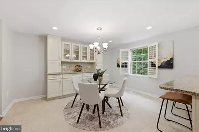 9425 Candleberry Court, Burke, VA 22015 - Photo 5