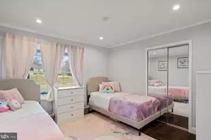 11611 Vale Rd, Oakton, VA 22124 - Photo 7