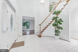 1051 Northfalls Ct, Great Falls, VA 22066 - Photo 7