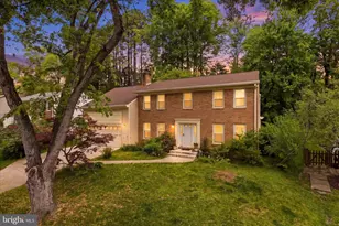 9008 Lake Braddock Dr, Burke, VA 22015 - Photo 3