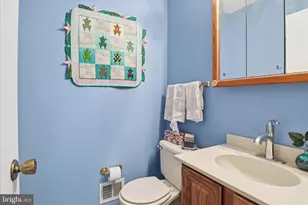 9008 Lake Braddock Dr, Burke, VA 22015 - Photo 17