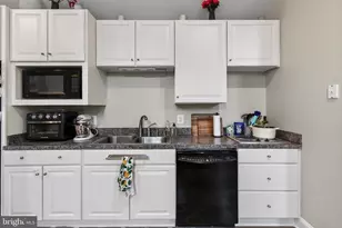 500 Nutley St SW, Vienna, VA 22180 - Photo 69