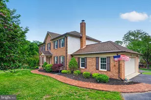 2935 Miller Heights Rd, Oakton, VA 22124 - Photo 3