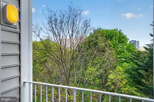 1645 International Dr, McLean, VA 22102 - Photo 29