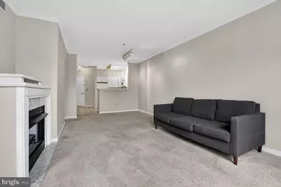 1645 International Drive #312, McLean, VA 22102 - Photo 9