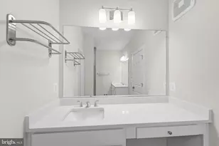 13695 Innovation Station Loop, Herndon, VA 20171 - Photo 19
