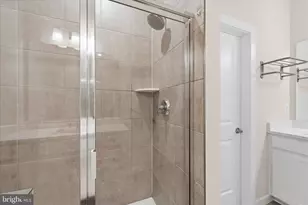13695 Innovation Station Loop, Herndon, VA 20171 - Photo 21