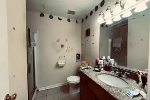 3176 Summit Square Dr, Oakton, VA 22124 - Photo 23