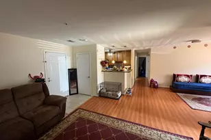 3176 Summit Square Dr, Oakton, VA 22124 - Photo 29