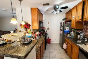 3176 Summit Square Dr, Oakton, VA 22124 - Photo 19