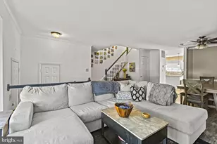 7482 Digby Grn, Alexandria, VA 22315 - Photo 7
