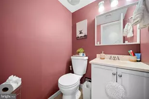 2182 Monaghan Dr, Herndon, VA 20170 - Photo 13