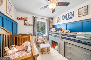 2182 Monaghan Dr, Herndon, VA 20170 - Photo 17